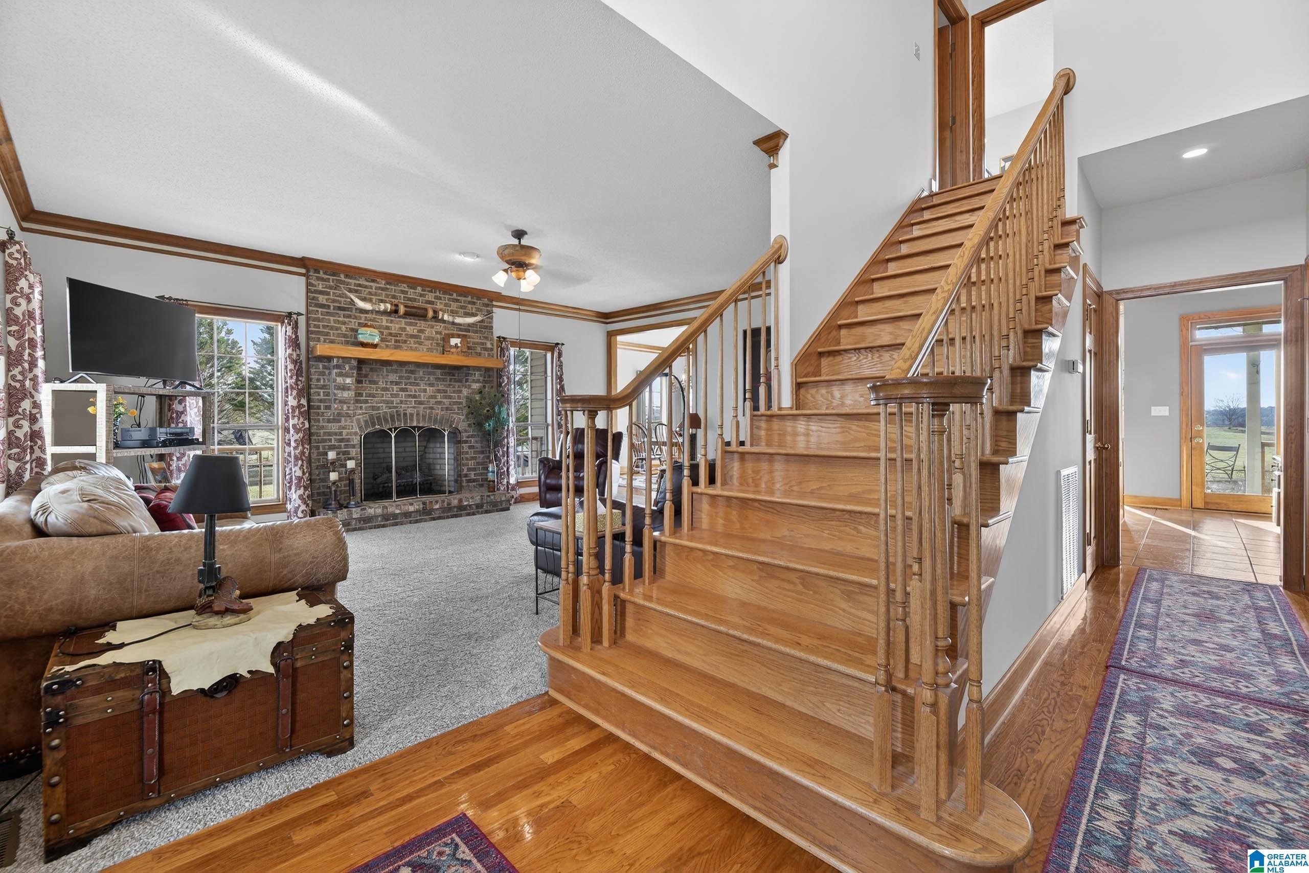 Image 4: Stairs