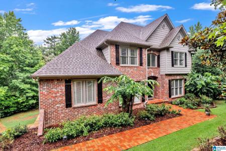 394 GREYSTONE GLEN CIRCLE