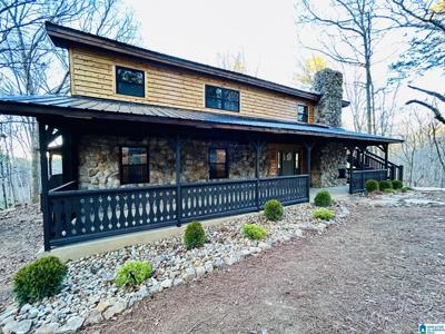 871 MEADOWRIDGE DRIVE