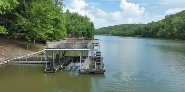 2222 HARBOUR POINT DRIVE