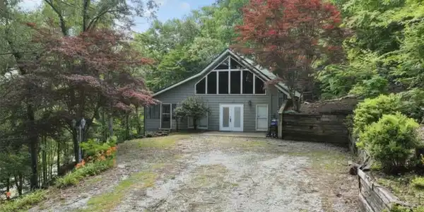 Image 2: Front