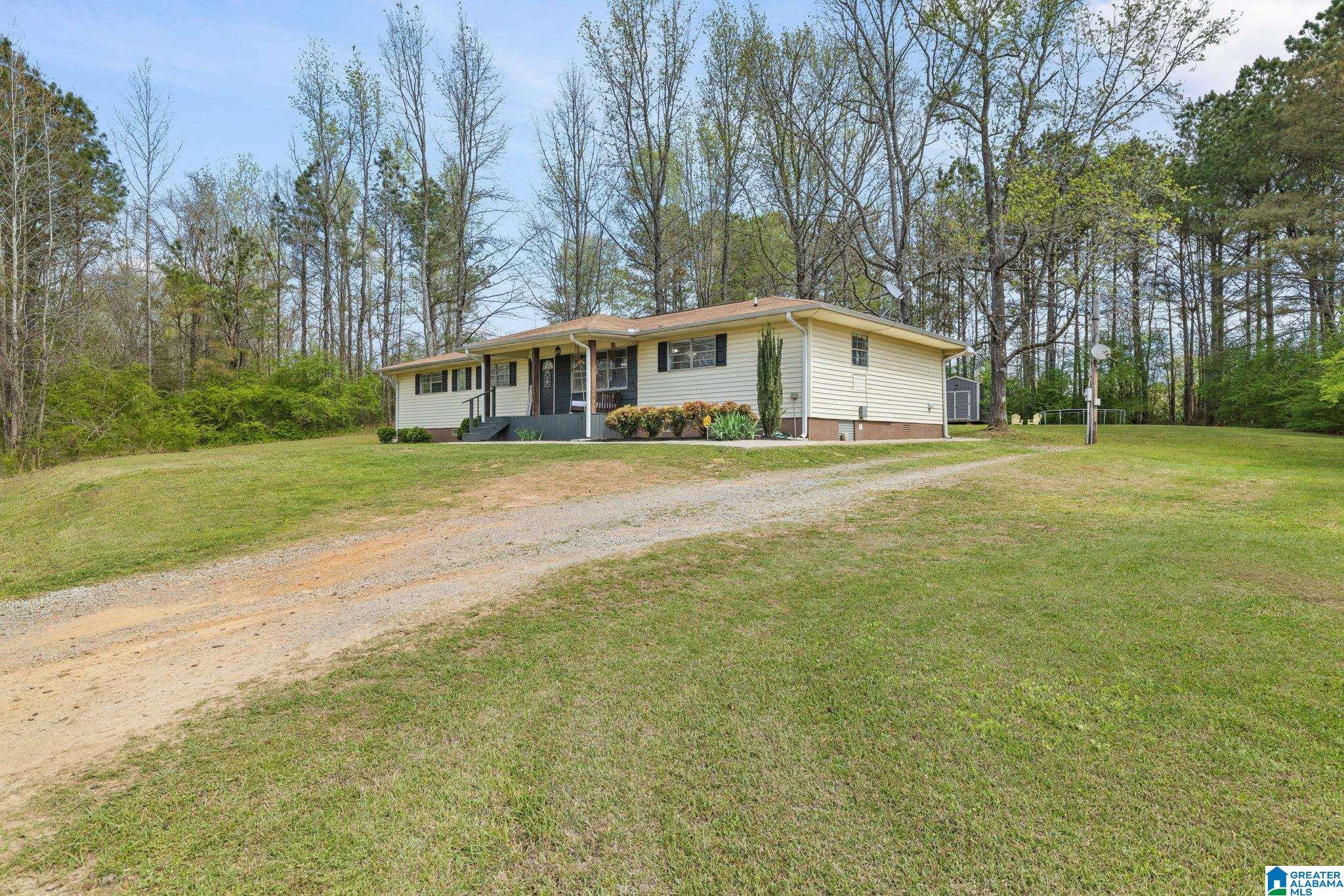 Image 3: Front Of Structure