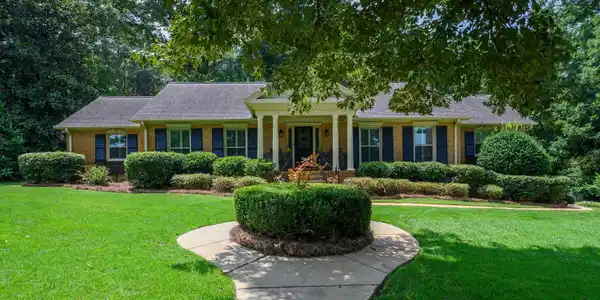3212 PINEHURST DRIVE
