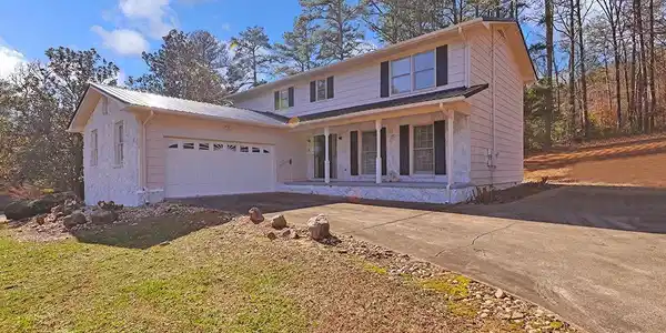 1506 LAKESHORE DRIVE