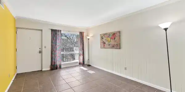 57 HANOVER CIRCLE S
