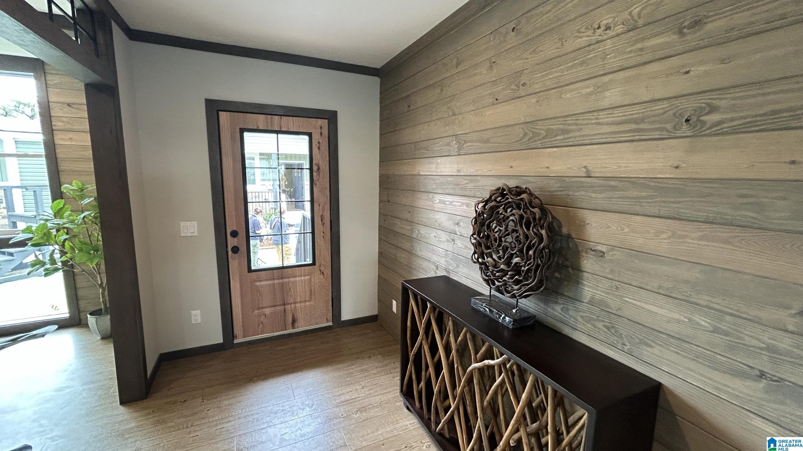 Image 3: Entrance Foyer