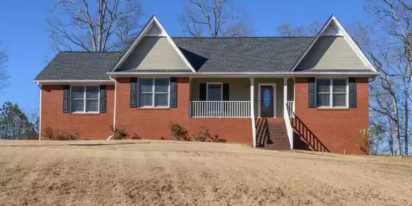 692 OAK DRIVE