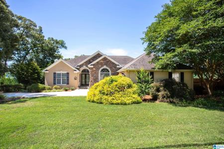 1261 LAKEMONT DRIVE