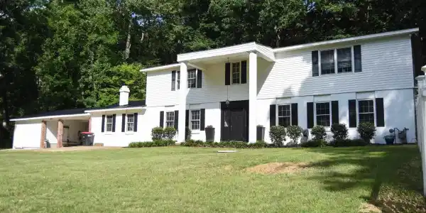 Image 2: Front Of Structure