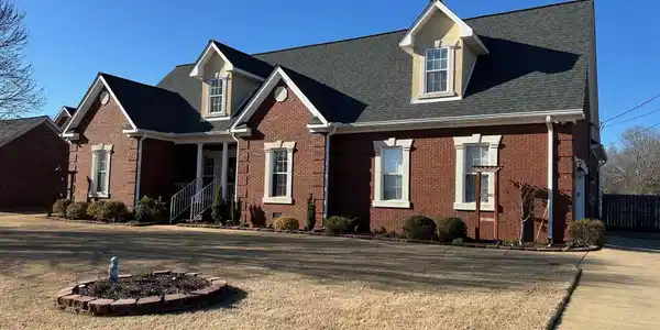 281 BARRINGTON CIRCLE
