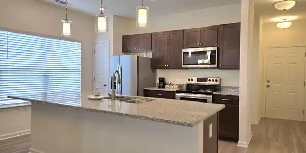 Image 3: Kitchen