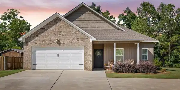 133 ROBINWOOD DRIVE