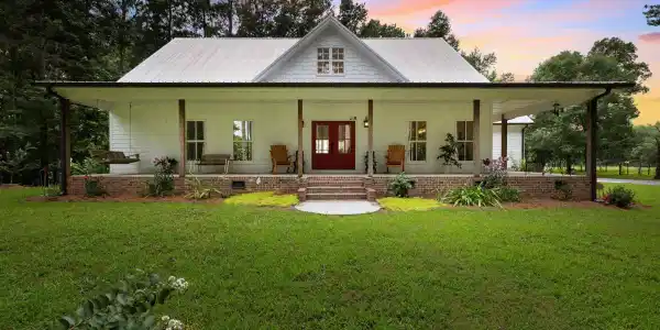 Image 2: Front View of 4 Bedroom 4 Bath Home