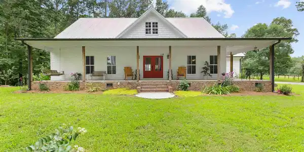 Image 3: Front View