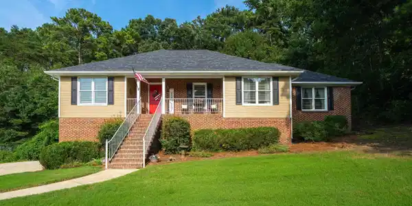 6238 EAGLE RIDGE CIRCLE