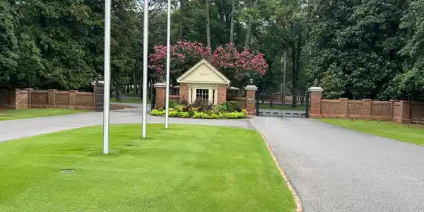 4 CHERRY HILLS