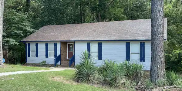 1713 TALL OAK CIRCLE