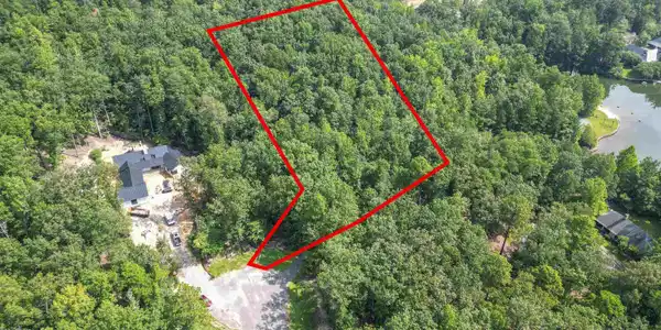 326 South Oak Trail