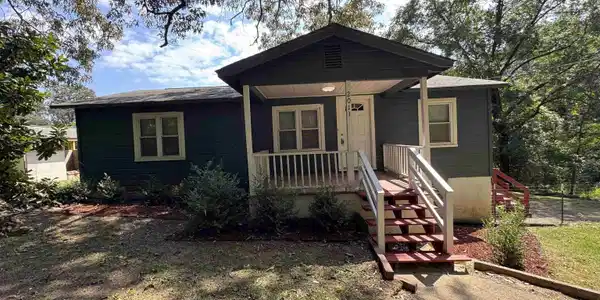 2011 MOUNTAIN VIEW ROAD