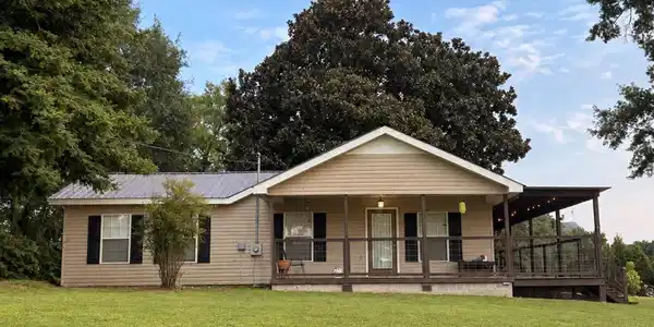 Image 2: Front Of Structure