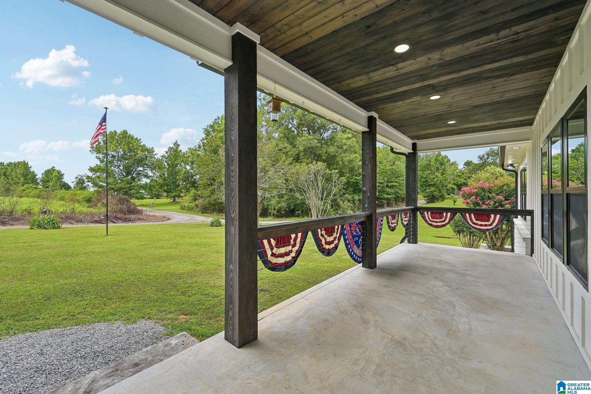 Image 4: Patio