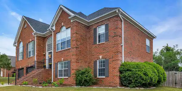 1112 OLD CAHABA CIRCLE