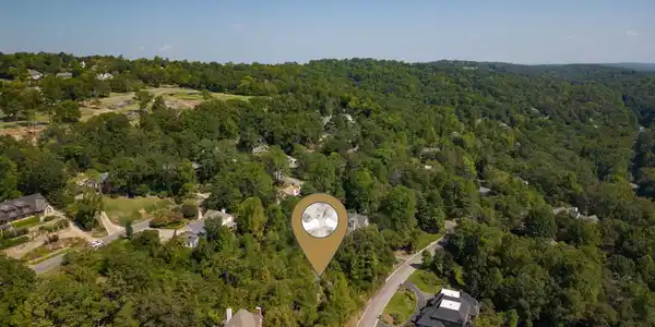 1729 VESTWOOD HILLS DRIVE