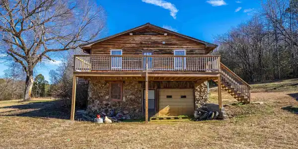 1000 SULPHUR SPRINGS ROAD