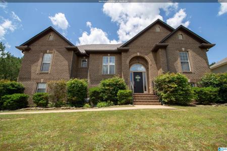 665 WOODLAND CIRCLE