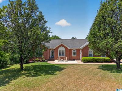 10 LAUREL CIRCLE SE