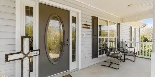 Image 3: Entry