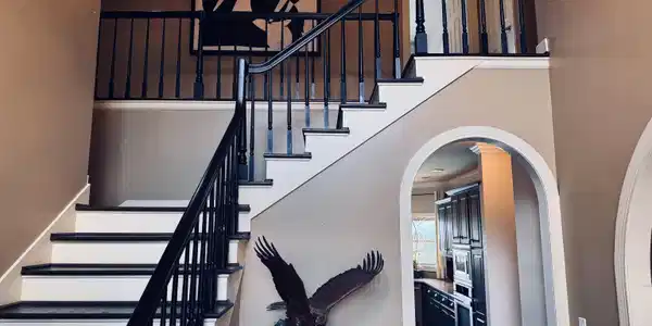 Image 4: Split staircase