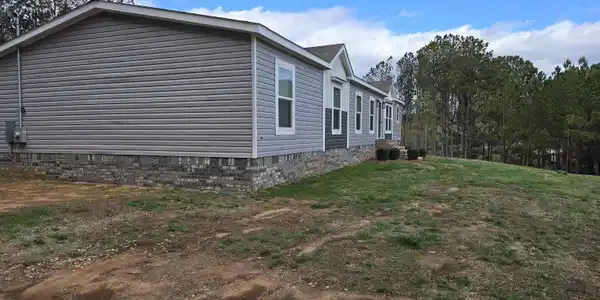 704 COUNTY ROAD 437