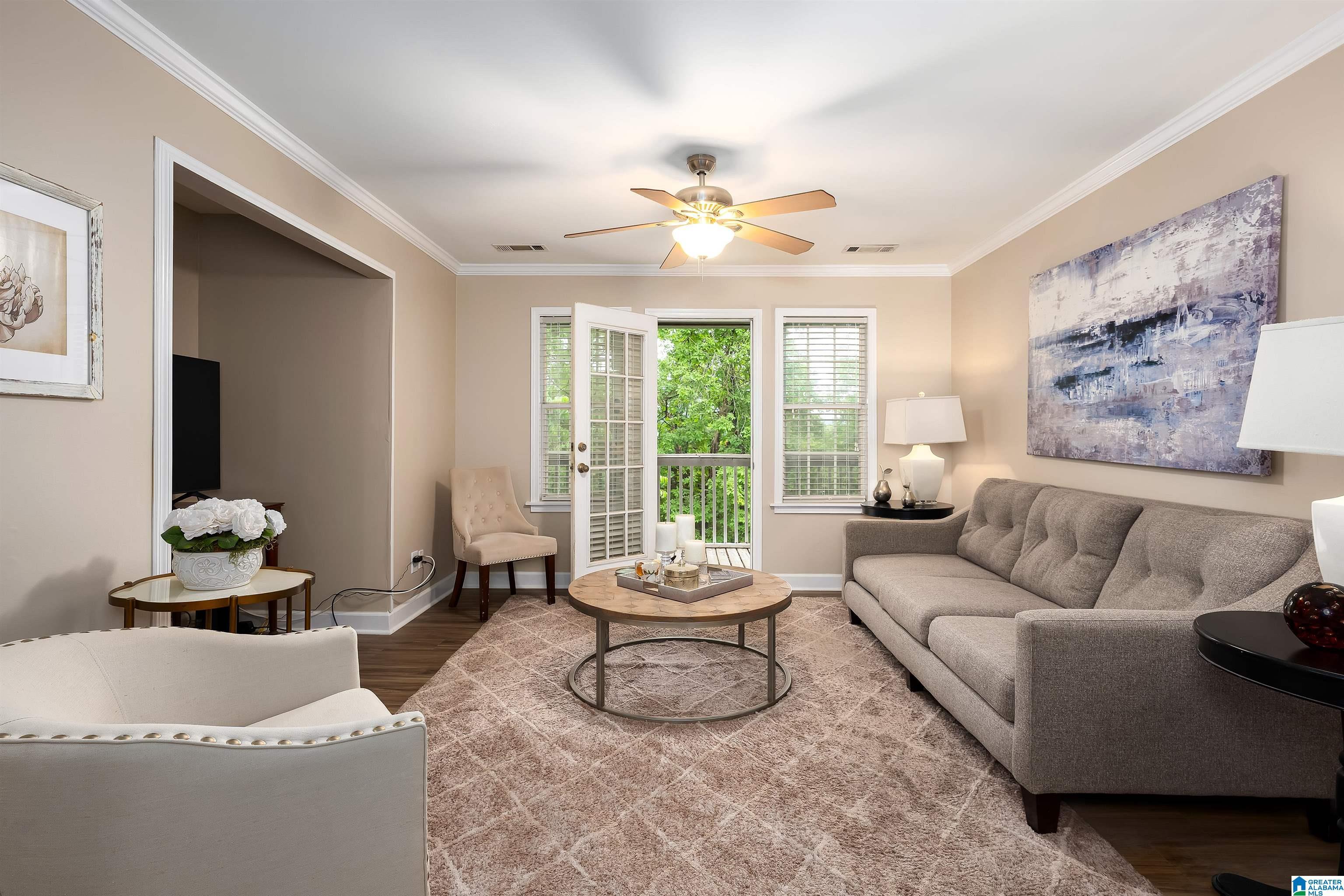 Image 1: Living Room