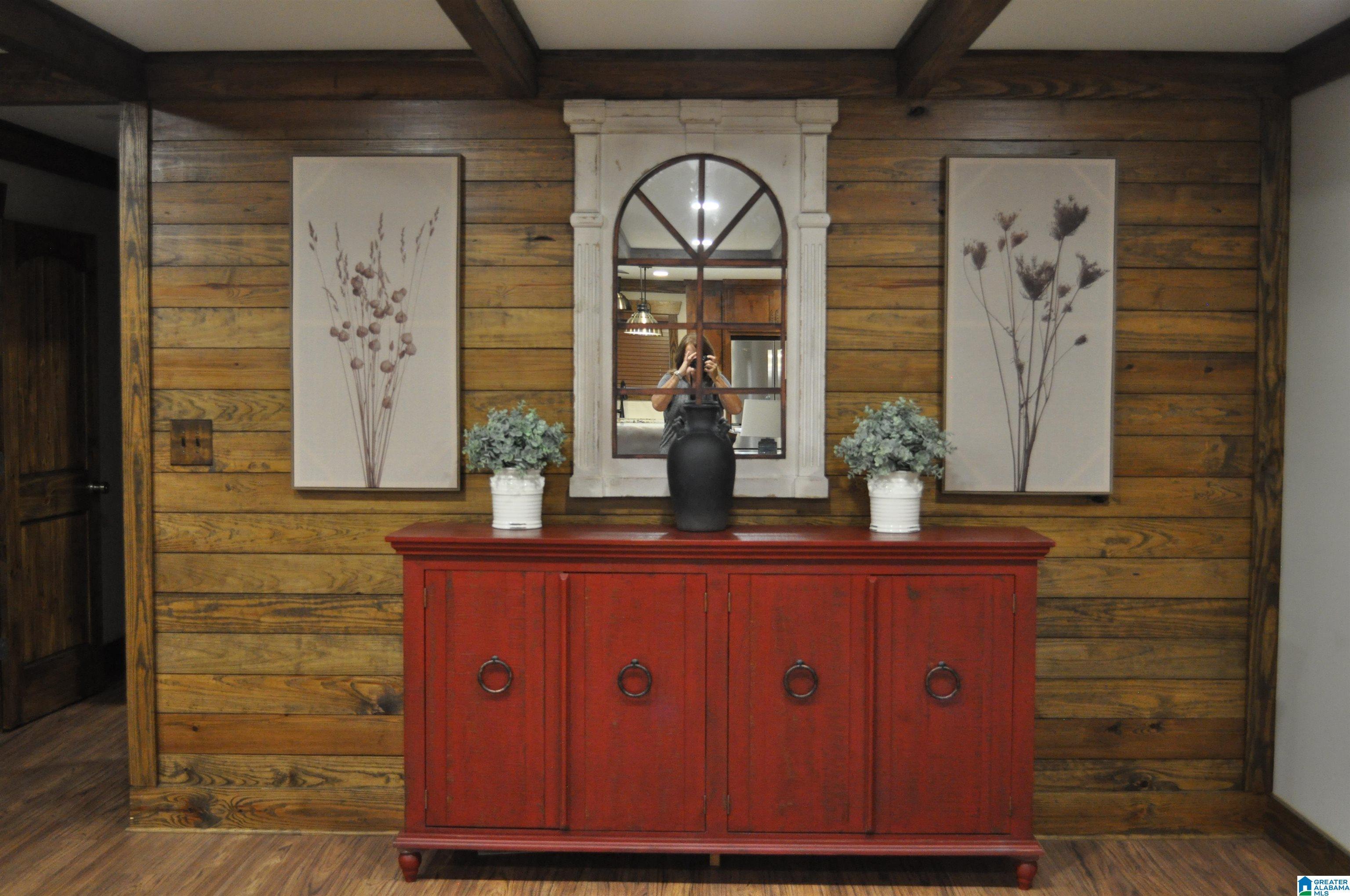 Image 3: Greatroom Area