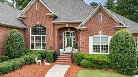 1104 ROLLING HILLS CIRCLE