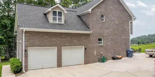 95 HIGHLAND COURT