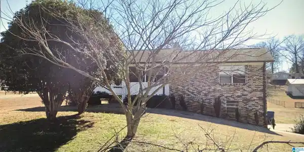 9 MEADOW LANE