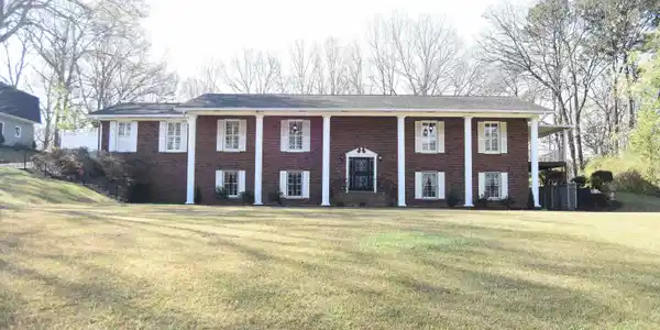 Image 2: Front Of Structure