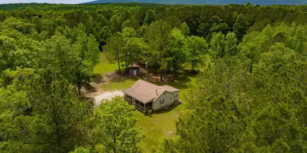 5621 COUNTY ROAD 18