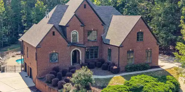 844 ABERLADY PLACE