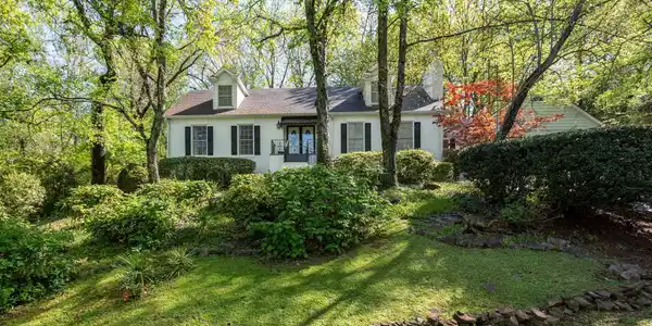 7 LANIER PLACE