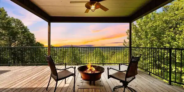 1190 SKYWAY DRIVE