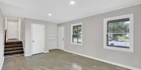 Image 2: Entrance Foyer