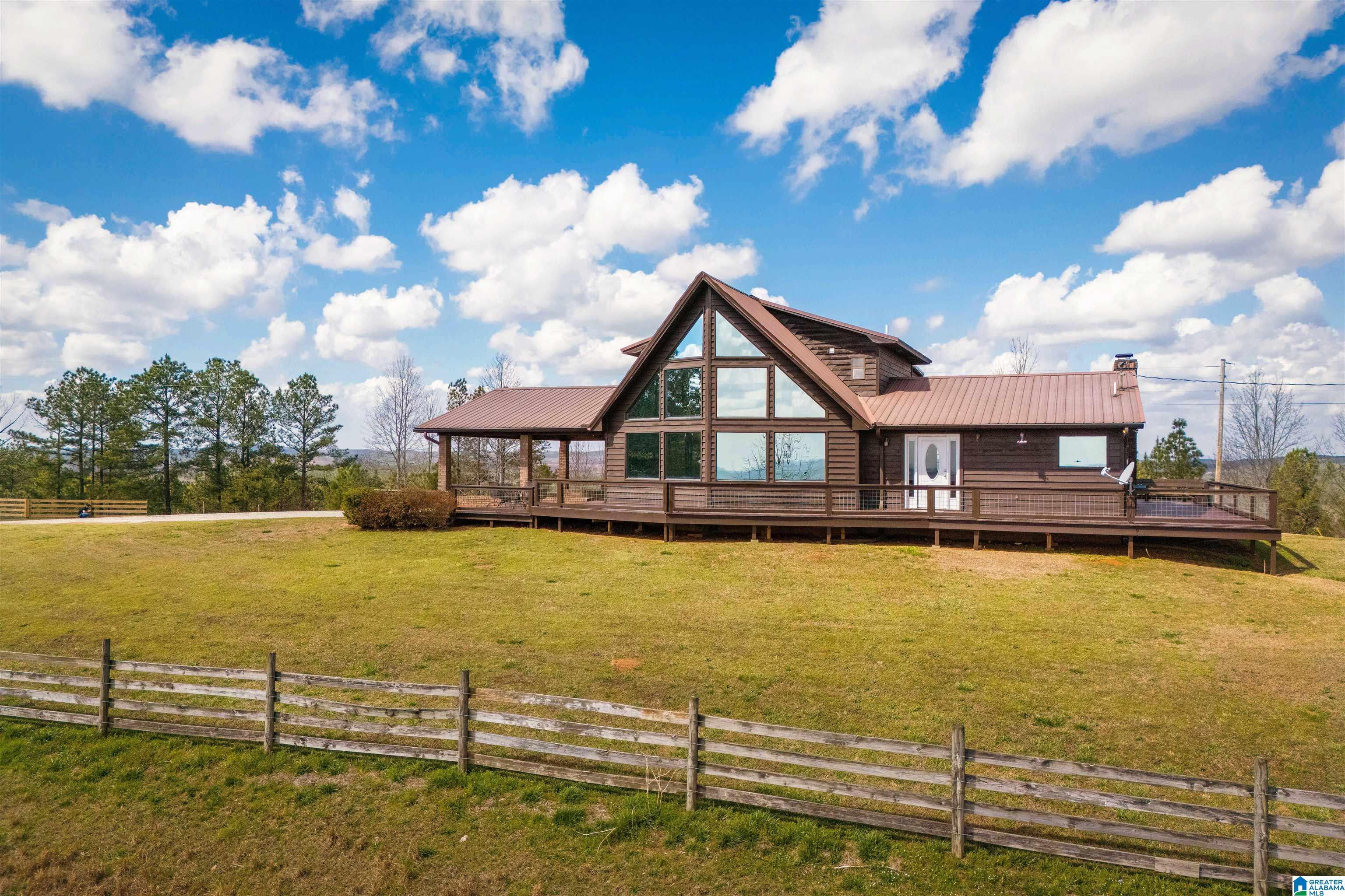 Image 3: Back Of Structure