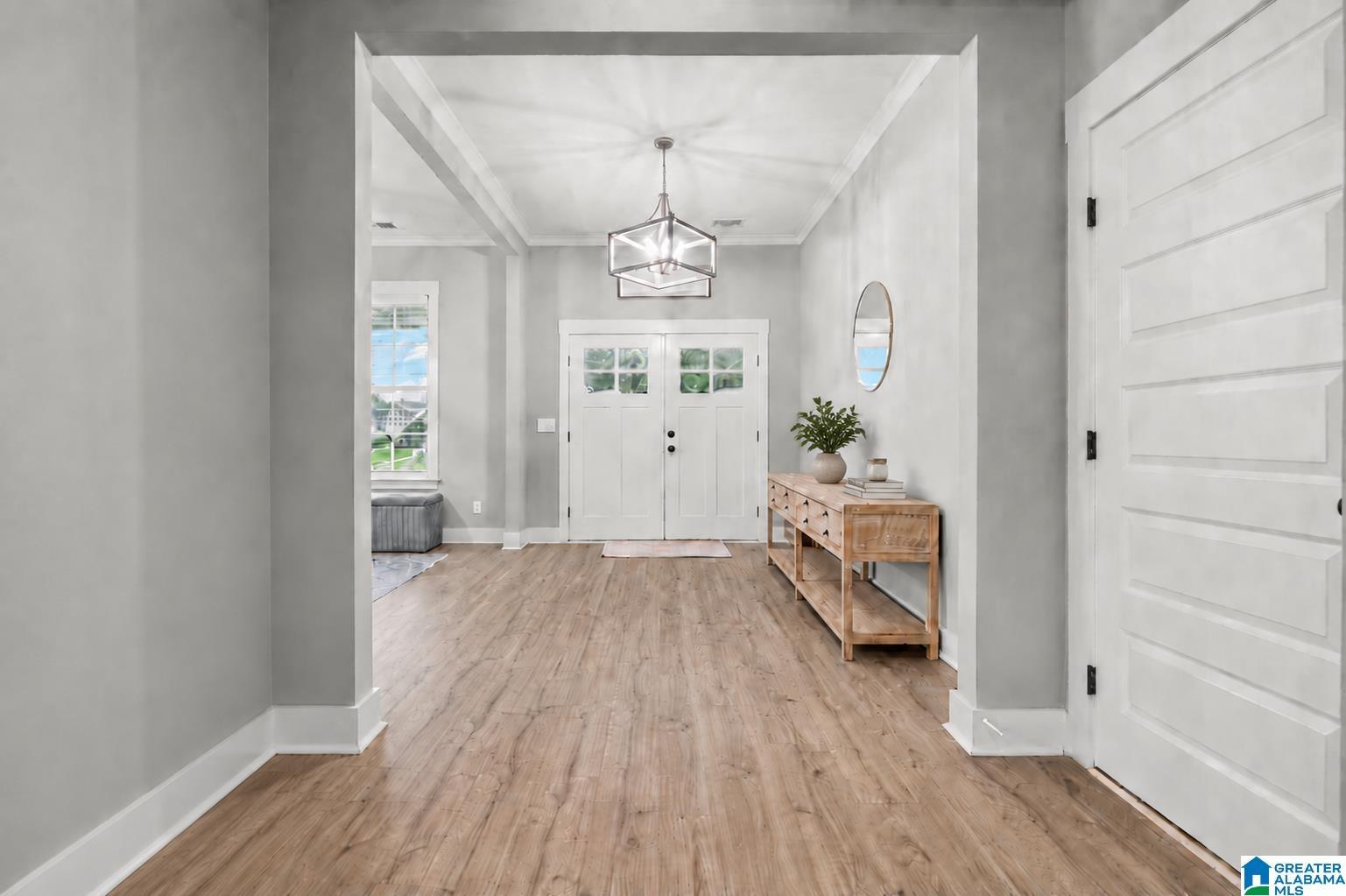 Image 3: Entrance Foyer