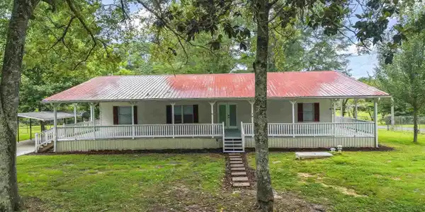 601 RIVERSIDE DRIVE