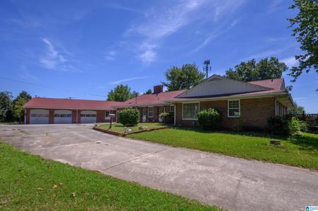 2041 PARKVIEW DRIVE