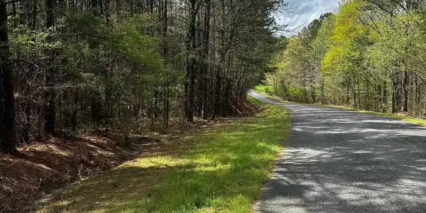 2140 GLOVERS BEND ROAD