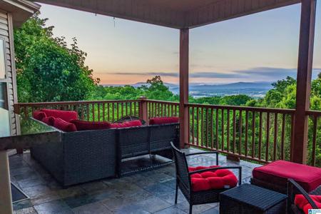 920 HILLYER HIGH ROAD